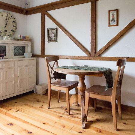 Flint Cottage Чичестър Екстериор снимка