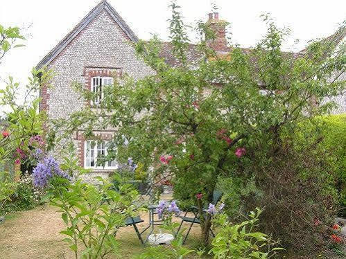Flint Cottage Чичестър Екстериор снимка